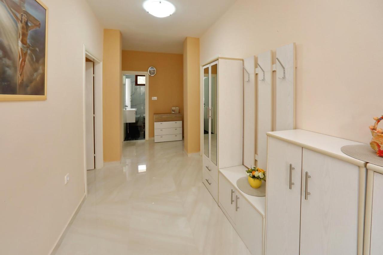 Apartment Lucijan Бибинє Екстер'єр фото