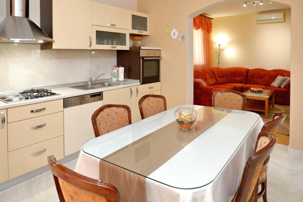 Apartment Lucijan Бибинє Екстер'єр фото