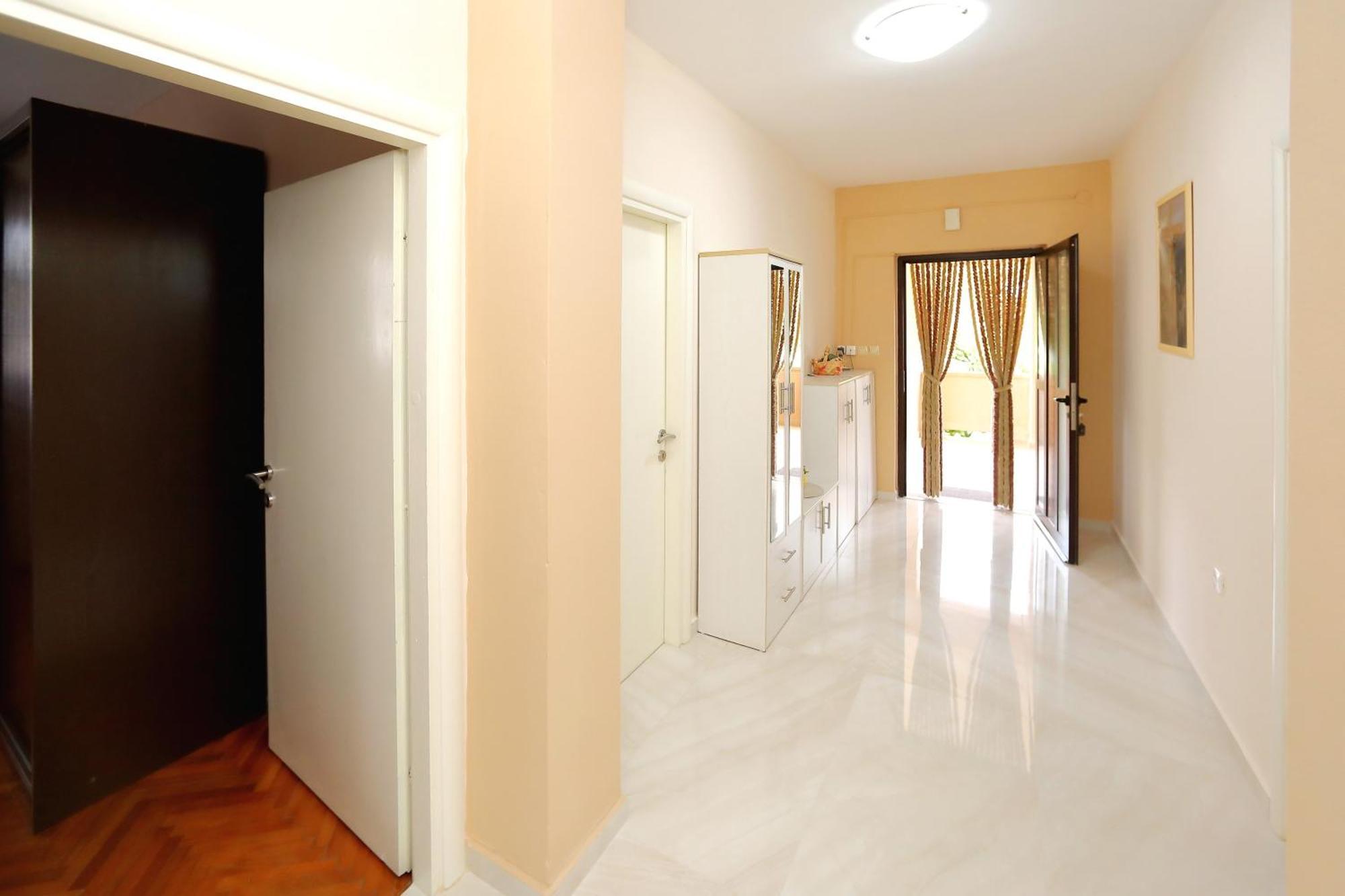 Apartment Lucijan Бибинє Номер фото